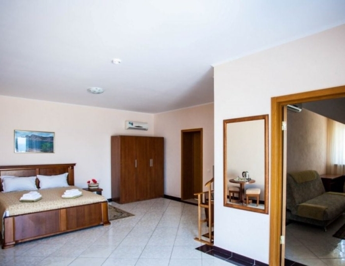 Люкс комфорт 2-комн. (пансионат «Гринцовский») - Курортный комплекс «Ливадийский»