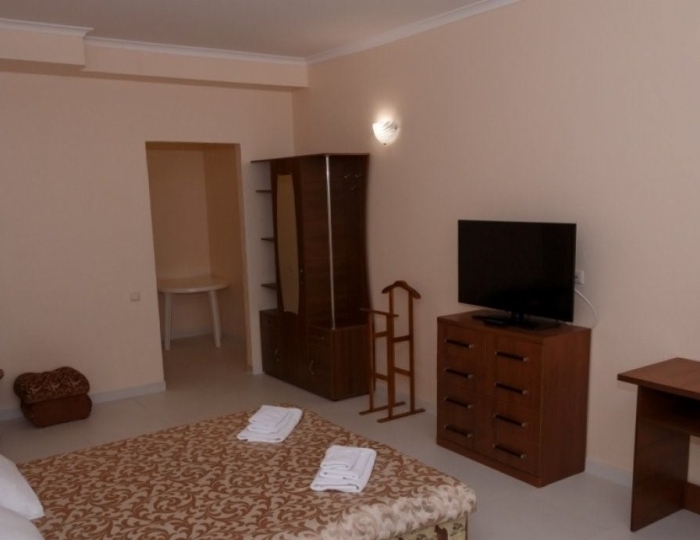 Комфорт 1 этаж (арт-отель «Азор») - Курортный комплекс «Ливадийский»