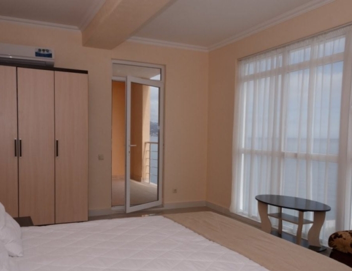 Полулюкс семейный 2-комн. (арт-отель «Азор») - Курортный комплекс «Ливадийский»