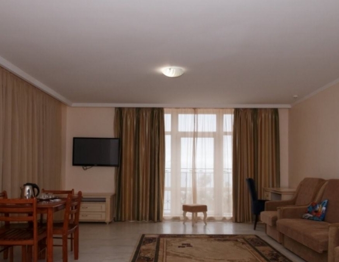 Люкс комфорт 2-комн. (арт-отель «Азор») - Курортный комплекс «Ливадийский»